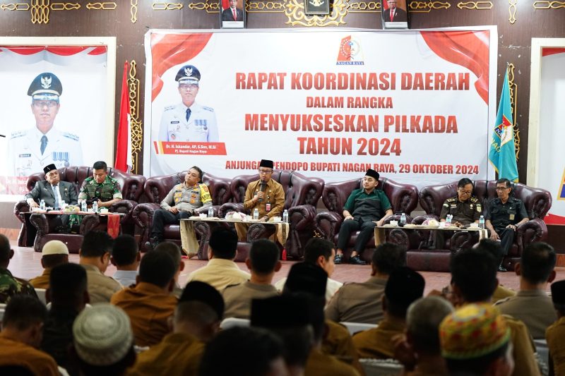 Dandim 0116/Nagan Raya Letkol Inf Fairuzzabadi, S.H mengikuti Rakorda yang di buka oleh Penjabat (Pj) Bupati Nagan Raya. Foto ist 