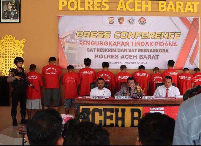 Polres Aceh Barat berhasil mengungkap Sejumlah Kasus Tindak pidana yang terjadi di Wilayah Kabupaten Aceh Barat, Hal ini disampaikan langsung oleh Kapolres. Foto istimewa 