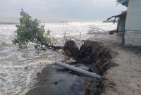  Desa Meunasah Baro, Kecamatan Muara Batu, Kabupaten Aceh Utara, Provinsi Aceh, dihantam abrasi pantai akibat pasang air laut. Foto Acehprov 